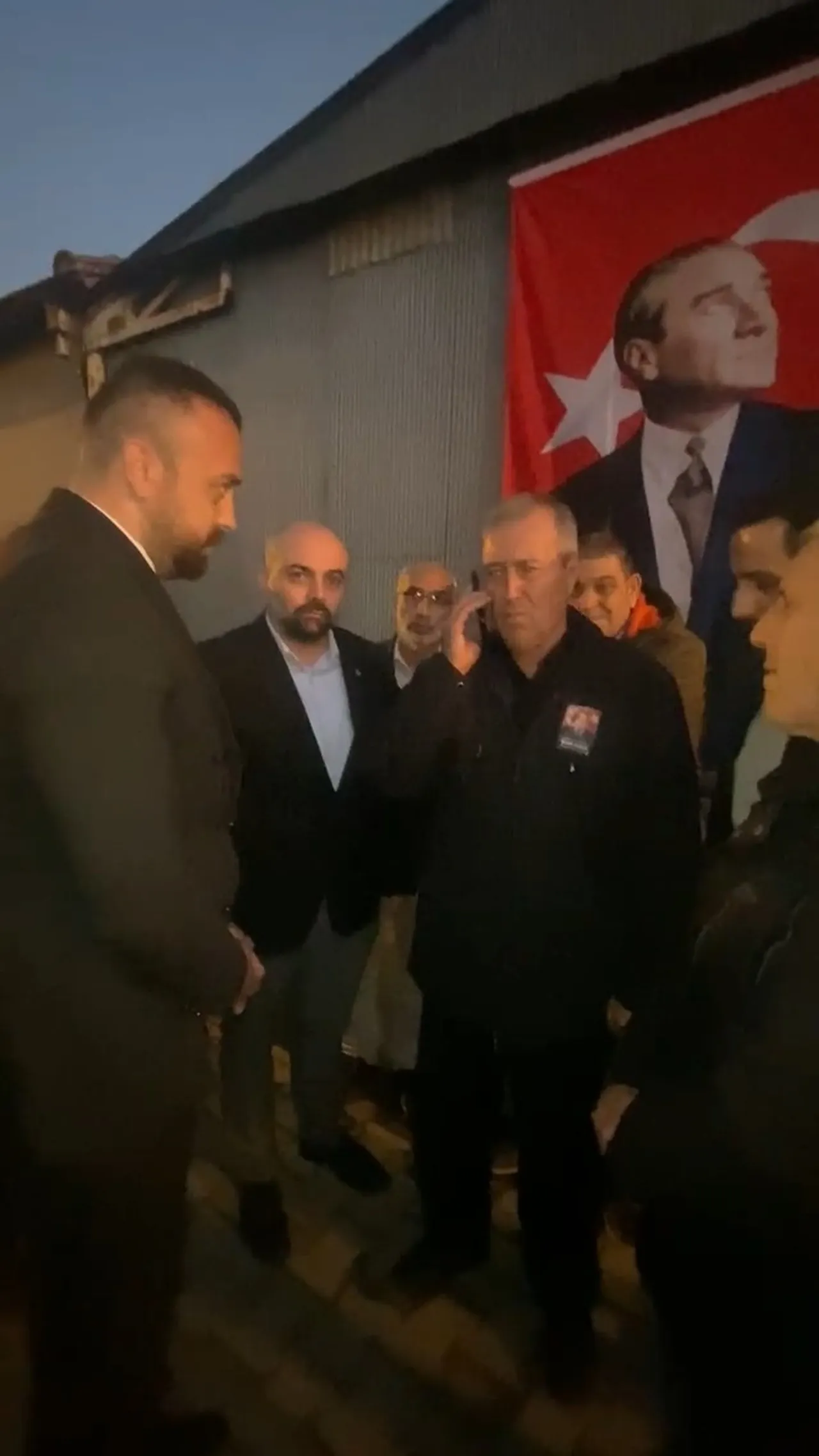 Şehit babası Ünal Aykut, Bahçeli ile telefonda görüştü