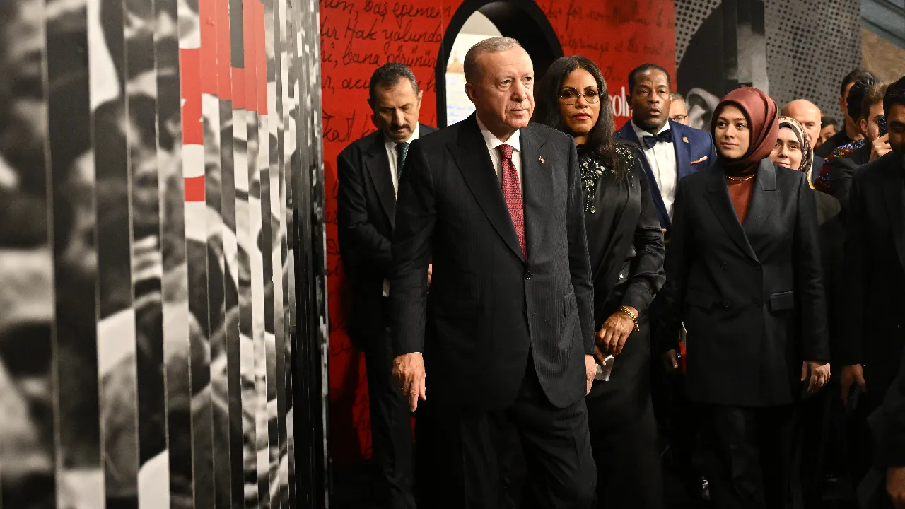 Cumhurbaşkanı Erdoğan sergi açılışında