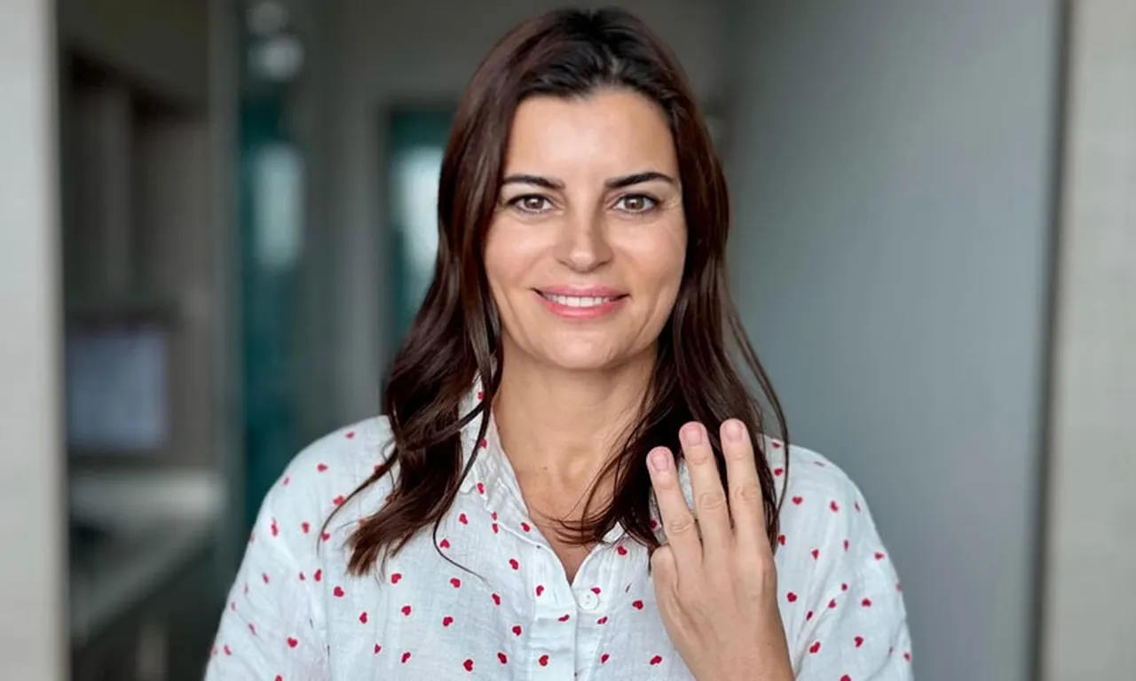 Ece Vahapoğlu kansere yakalandığını açıkladı! “Hayatım tedaviler arasında geçiyor”