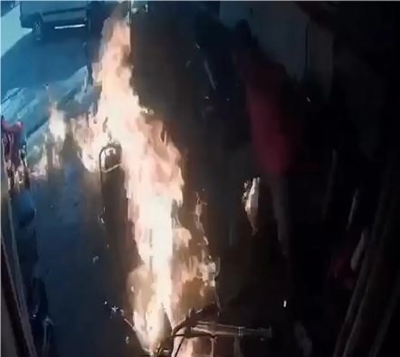 Elazığ'da tamir sırasında yangın