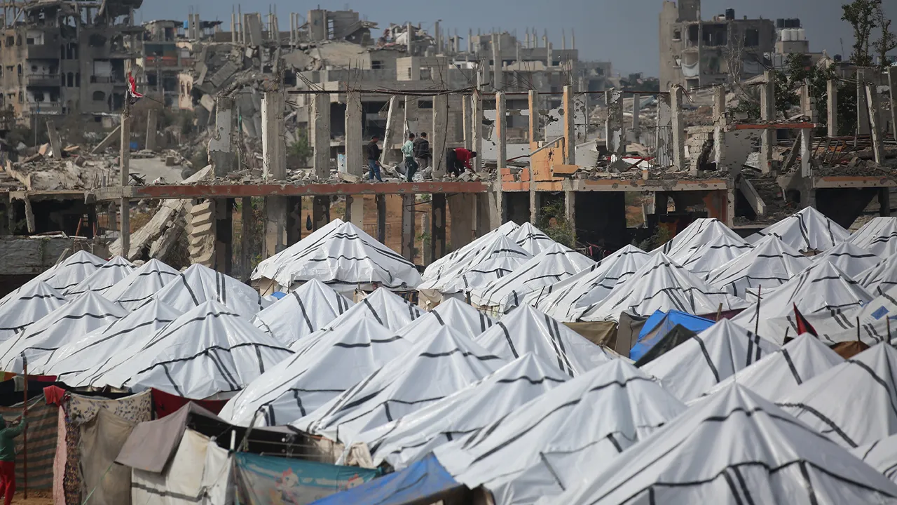 Binlerce Gazzeli açıkta kaldı.