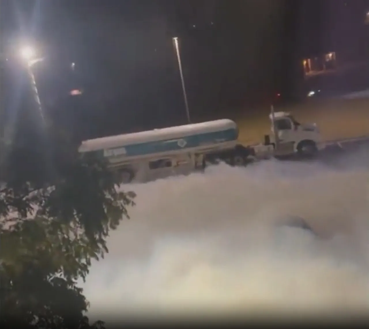 Tankerden amonyak sızdı