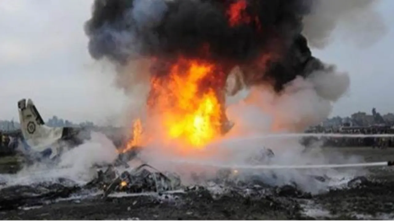 Sırbistan'da uçak düştü!