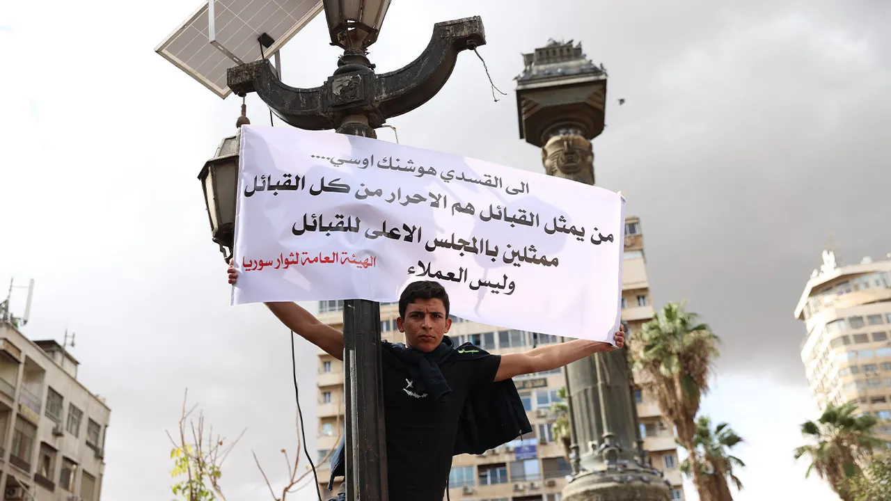 Binlerce kişinin tek isteği evlerine kavuşmak