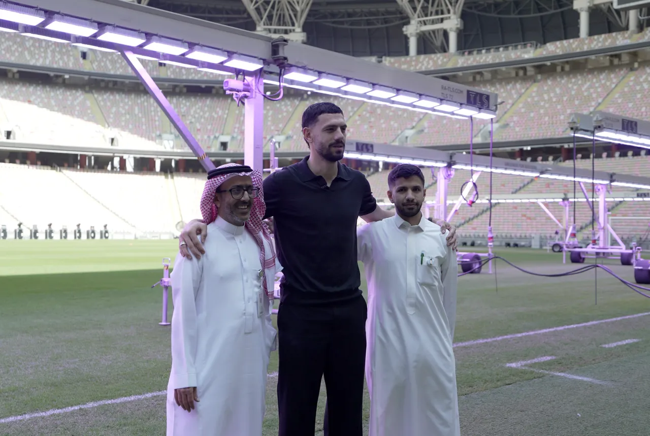 Tarihe geçen fotoğraf! Merih Demiral'dan 'bozkurt' itirafı: Bir salisede oldu