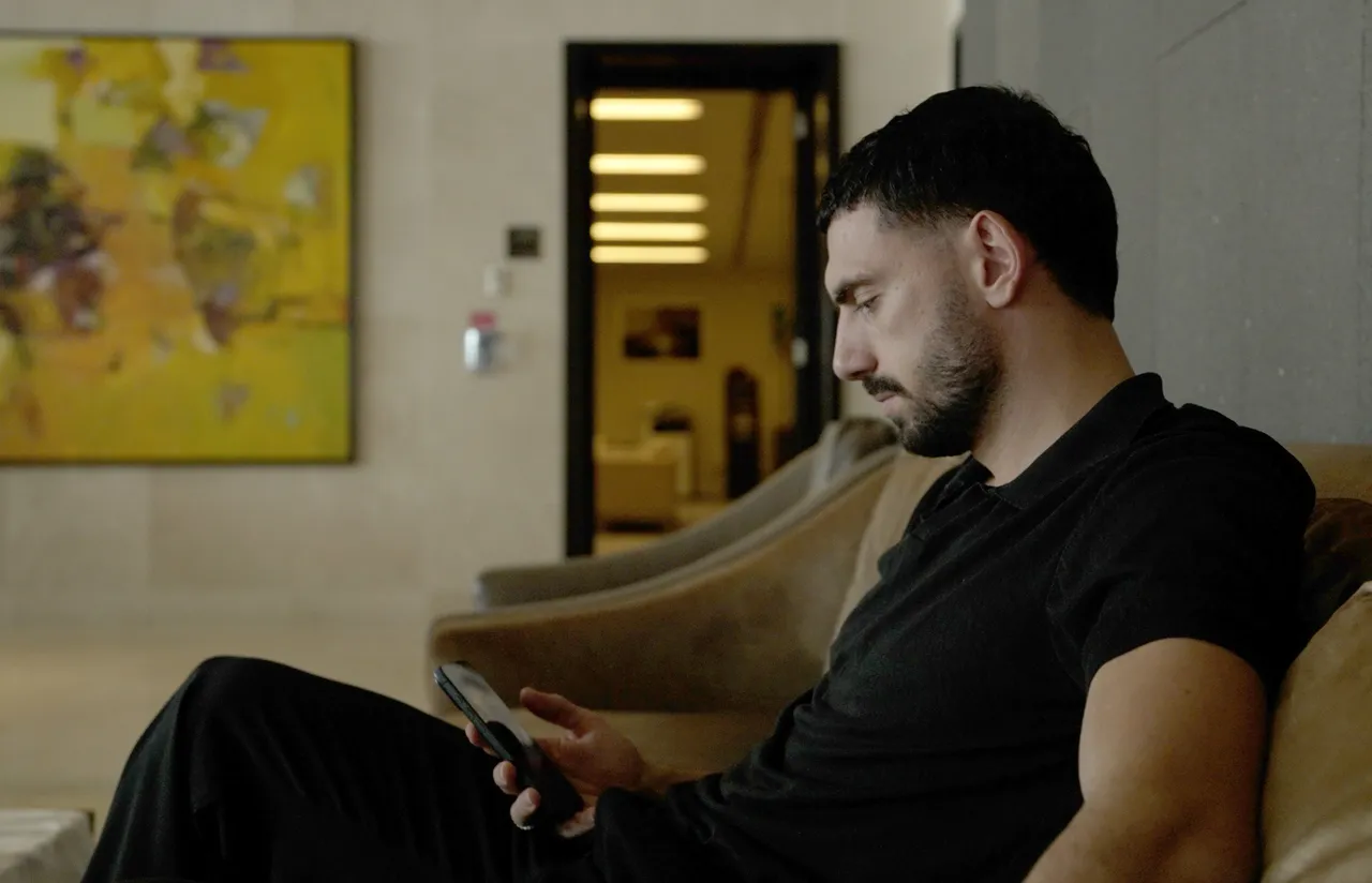 Tarihe geçen fotoğraf! Merih Demiral'dan 'bozkurt' itirafı: Bir salisede oldu