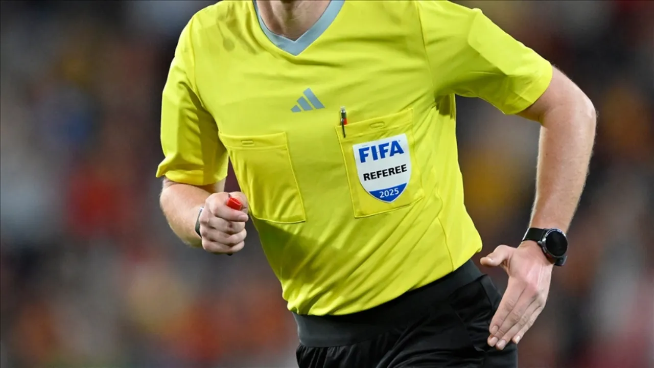 Türkiye Bulgaristan maçı hakemi kim? Nicolas Walsh istatistikleri ve kariyeri