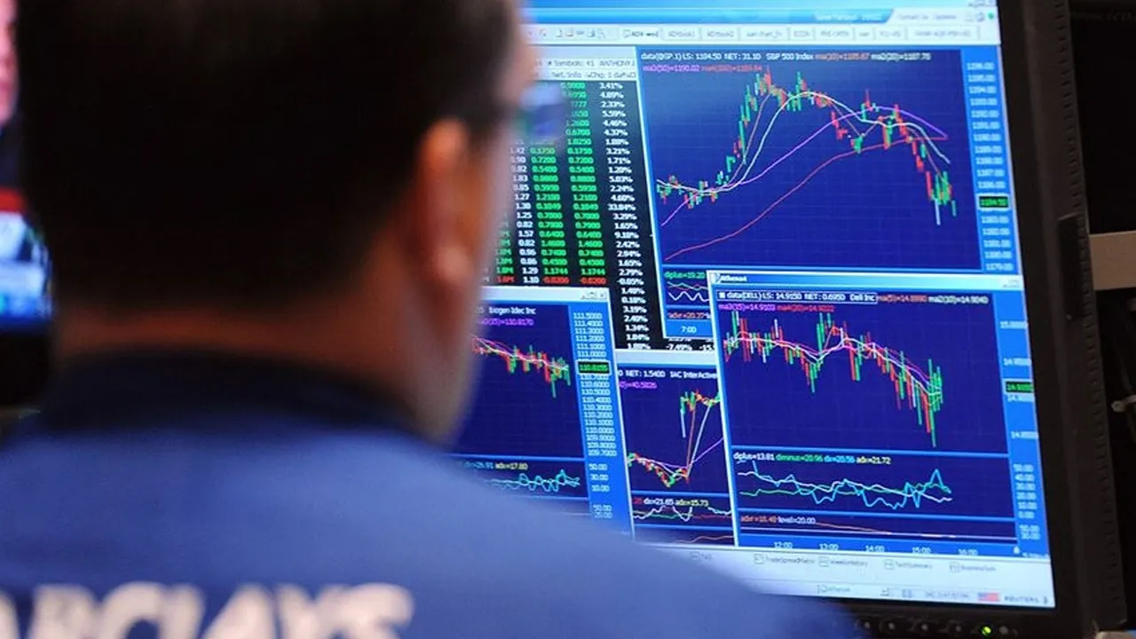 Borsa bu hafta yüzde 3,28 geriledi! İşte en çok yükselen ve düşen 10 hisse