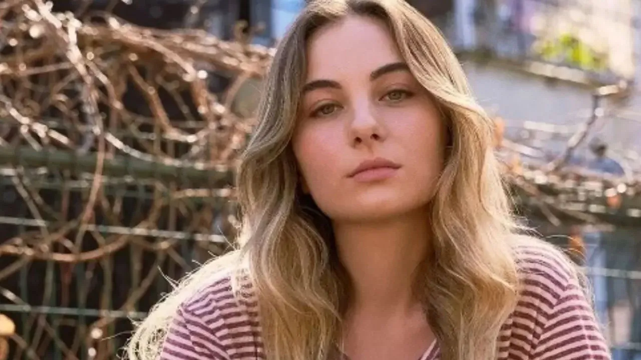 Görüntüler sosyal medyayı karıştırdı! “Çarptı kaçtı” iddialarına Mina Derman’dan net cevap