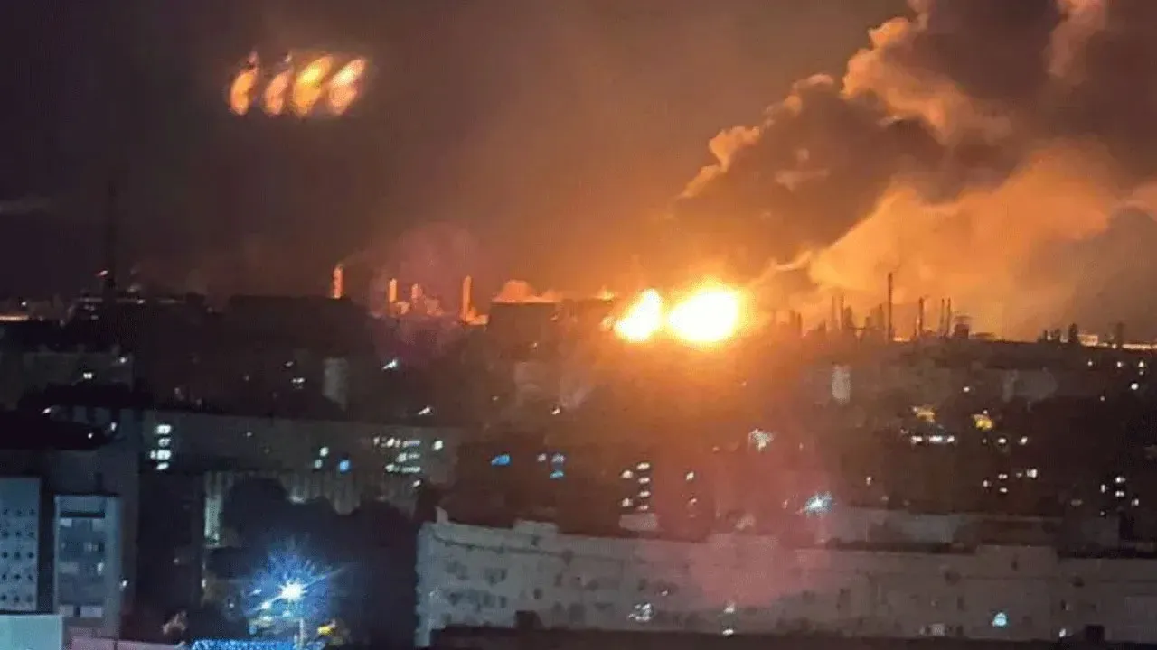 Ryazan petrol rafinerisi vuruldu! Ukrayna'dan Rusya'ya büyük saldırı 