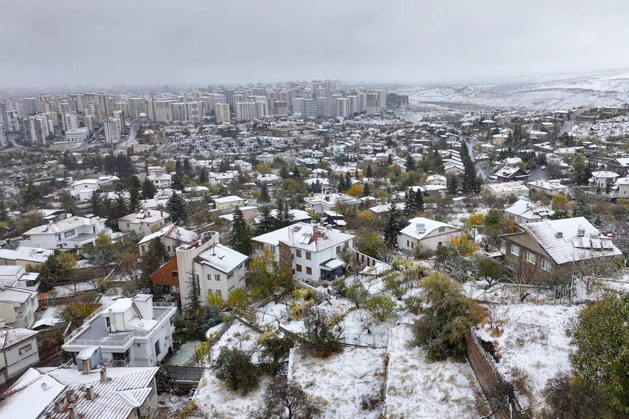 İlçeler beyaz örtüyle kaplandı