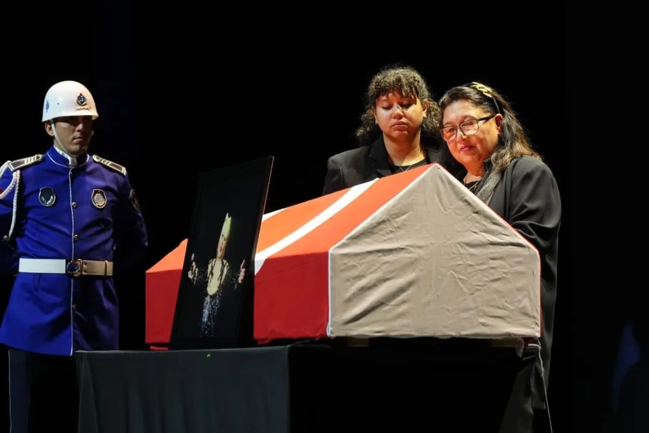 Muazzez Abacı için Atatürk Kültür Merkezi’nde (AKM) tören düzenlendi.