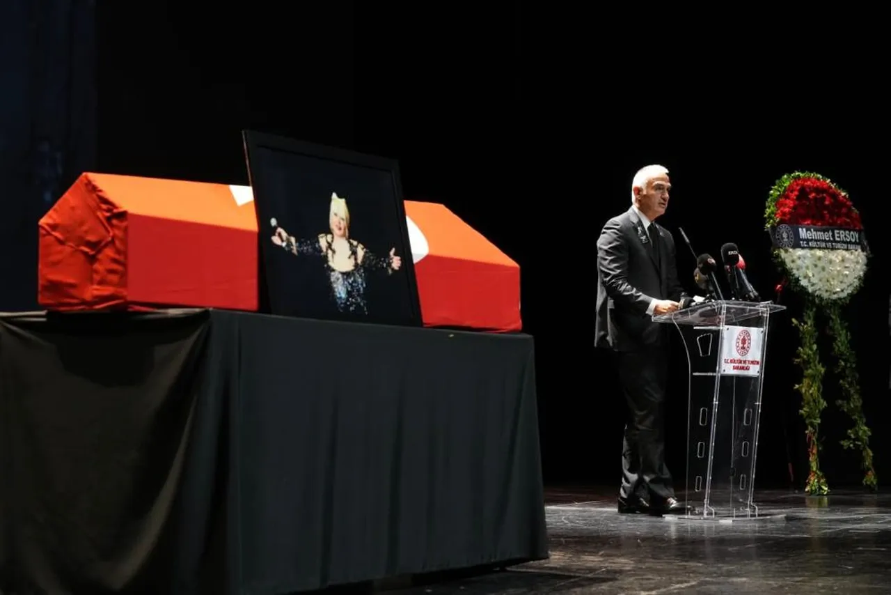 Kültür ve Turizm Bakanı Mehmet Nuri Ersoy, törende konuşma yaptı.