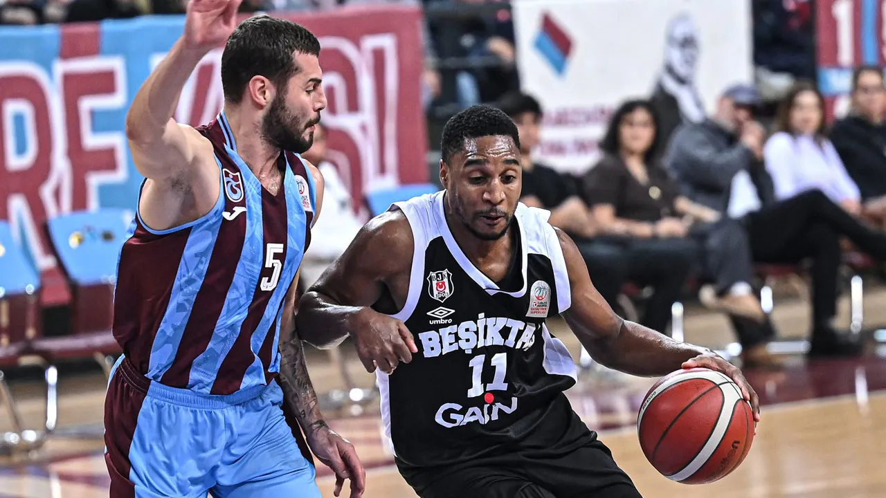 Beşiktaş derbiyi kazandı, 8'de 8 yaptı: Tarihinde bir ilk