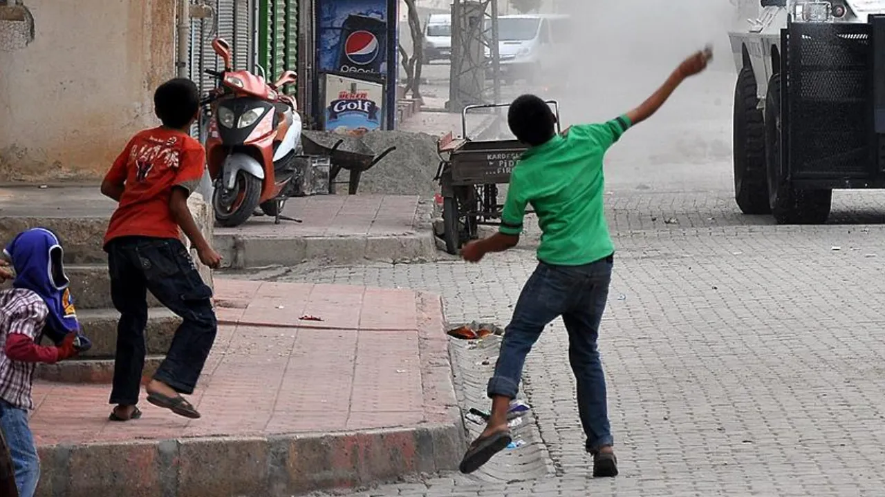 Çocukları suça sürükleyenlere 30 yıl hapis cezası yolda!
