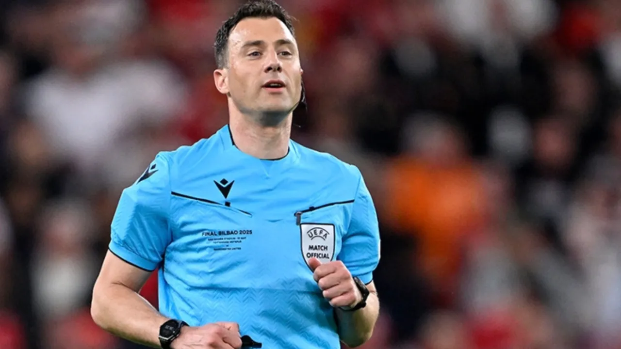 Felix Zwayer kimdir, kaç yaşında? Türkiye - İspanya Maçını yönetecek 