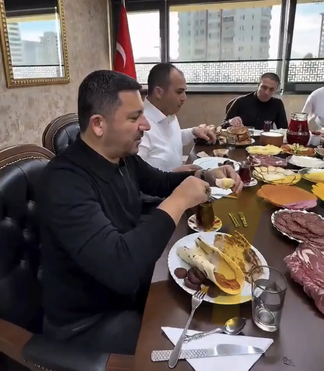 Lüks kahvaltıdan kareler