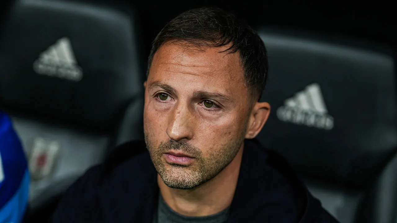 Fenerbahçe'de Tedesco, 2 futbolcunun biletini kesti