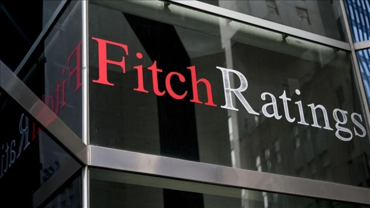 Fitch'ten Türk bankalarına not artışı! 
