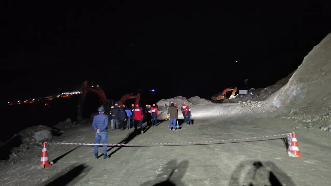 Maden ocağında göçük! Kurtarma çalışmaları başladı