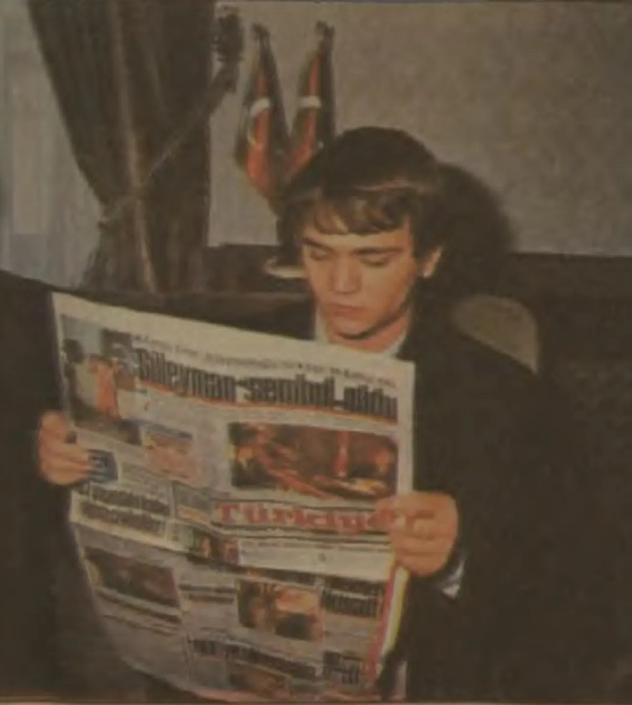 Naim Süleymanoğlu, Türkiye Gazetesi okurken