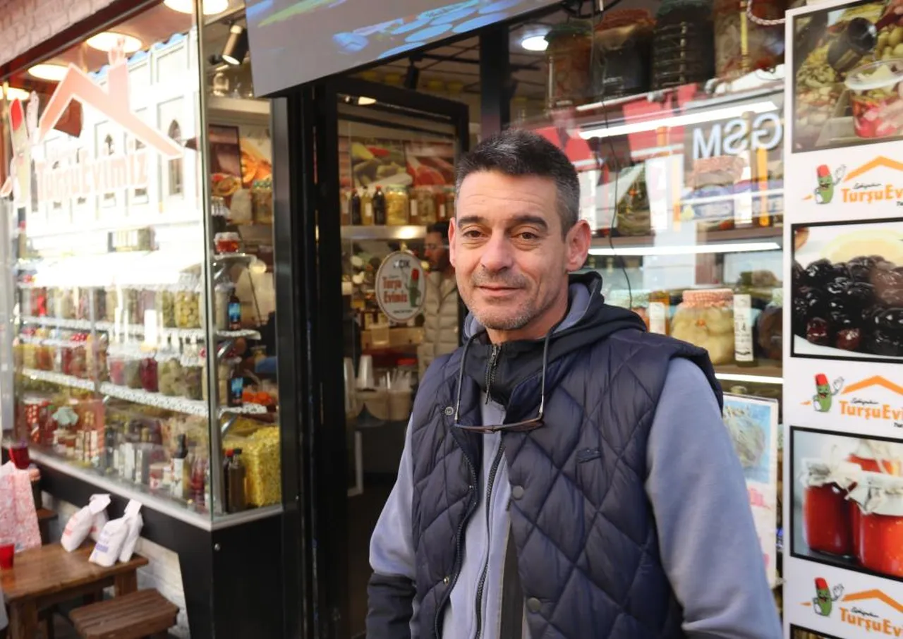 Fotoğraftaki Çağlar Balkandere