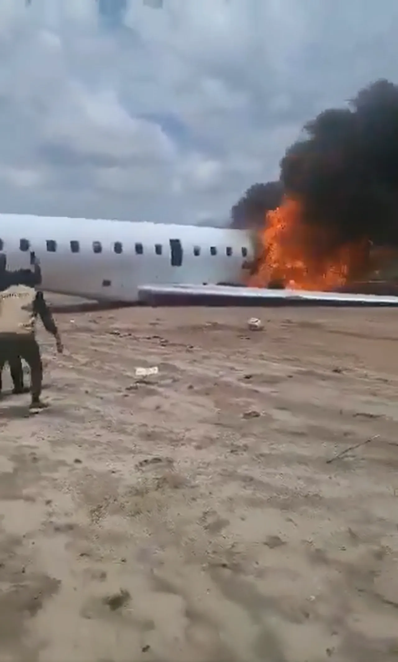 Kongo Demokratik Cumhuriyeti'nde uçak pistten çıktı