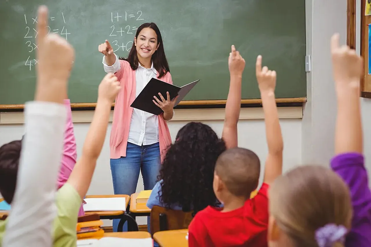 24 Kasım Öğretmenler Günü tatil mi? İşte en güzel, anlamlı, duygu dolu Öğretmenler Günü mesajları