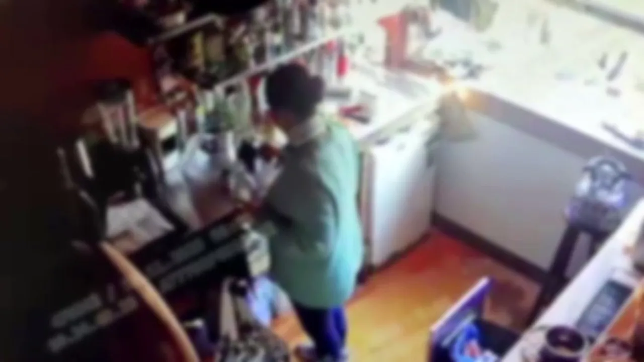 Bir zehirlenme vakası da Beyoğlu'nda! Türk kahvesi içen Ayben Özçilingir Turtura entübe edildi