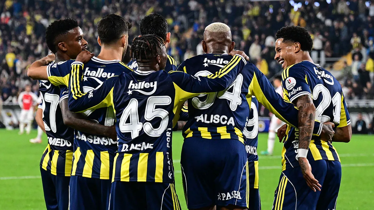 Fenerbahçe'de Talisca'dan transfer cevabı ve Galatasaray sözleri