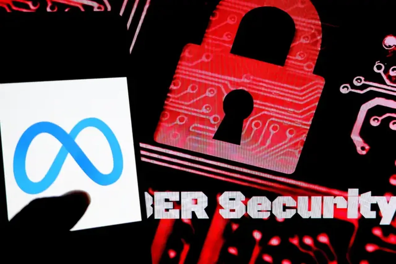 Güvenlik ihlali yüzünden  1.300.000.000 şifre ve 2.000.000.000 e-posta adresi çevrimiçi olarak sızdırıldı.