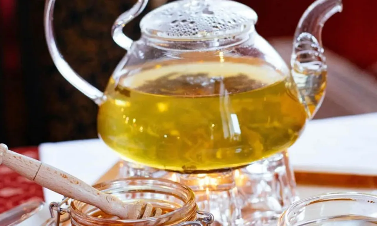 Harvardlı doktor çayın karanlık yüzünü açıkladı! İşte 7 tehlikeli alışkanlık