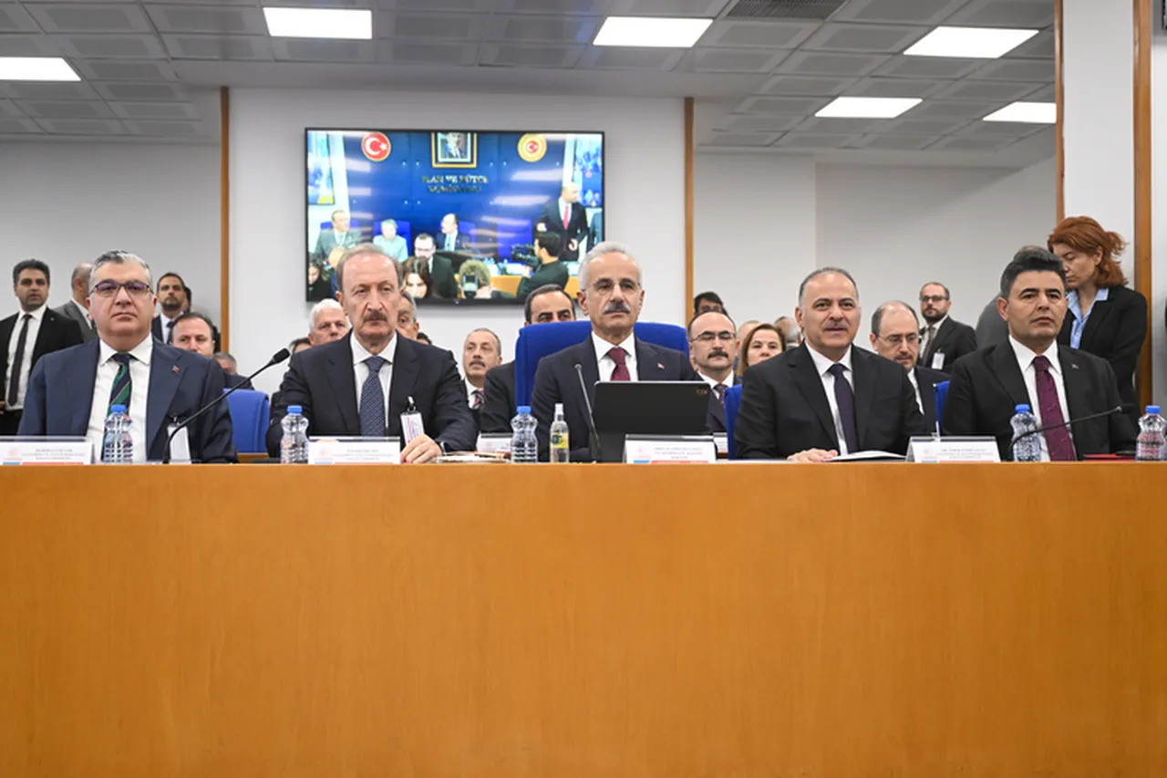 Hızlı tren fabrikası ne zaman tamamlanacak? Bakan Uraloğlu tarih verdi