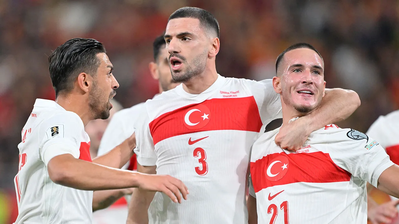 İrfan Can Kahveci'den Fenerbahçe sözleri: Kulübümle bir sınavım olacak