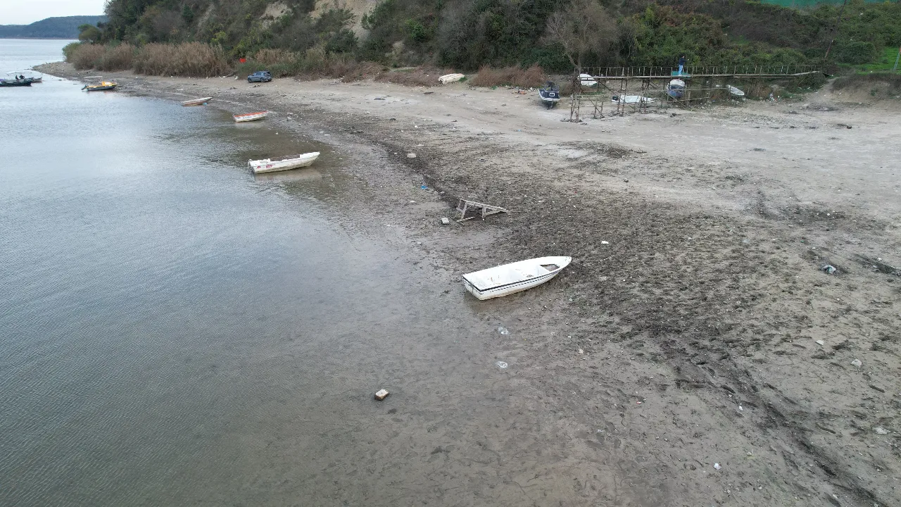 İstanbul'da kuraklık sinyalleri: Terkos'taki son görüntüler tedirgin etti