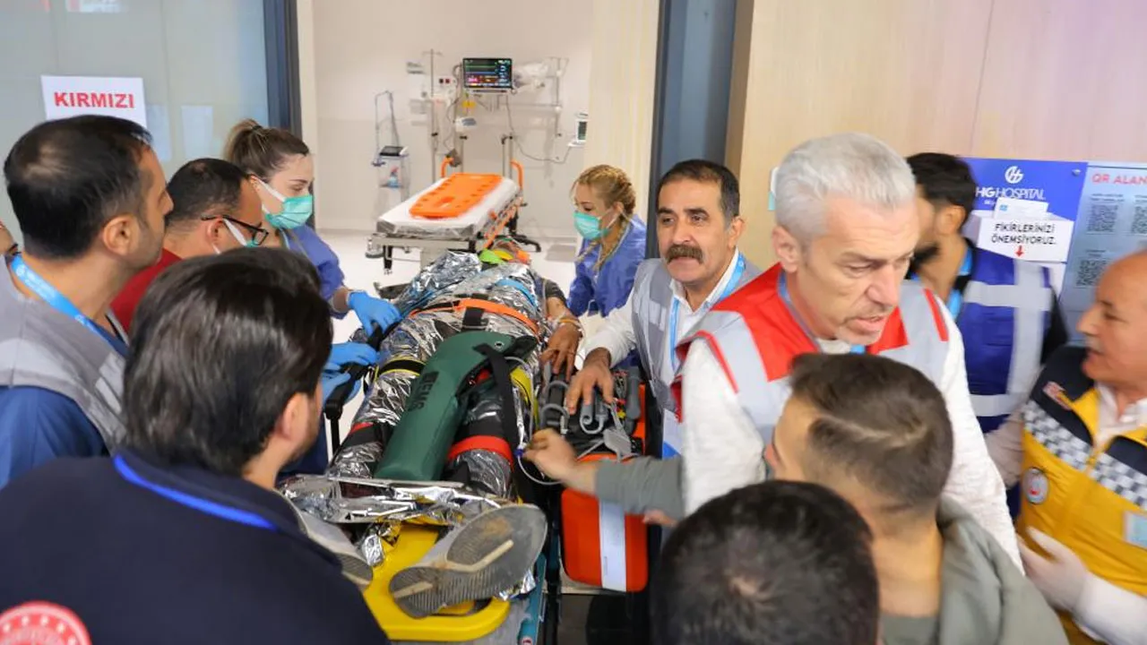 Kahramanmaraş'ta gerçeği aratmayan tatbikat! Hasta yakınları sinir krizi geçirdi, güvenlik görevlilerine saldırdı