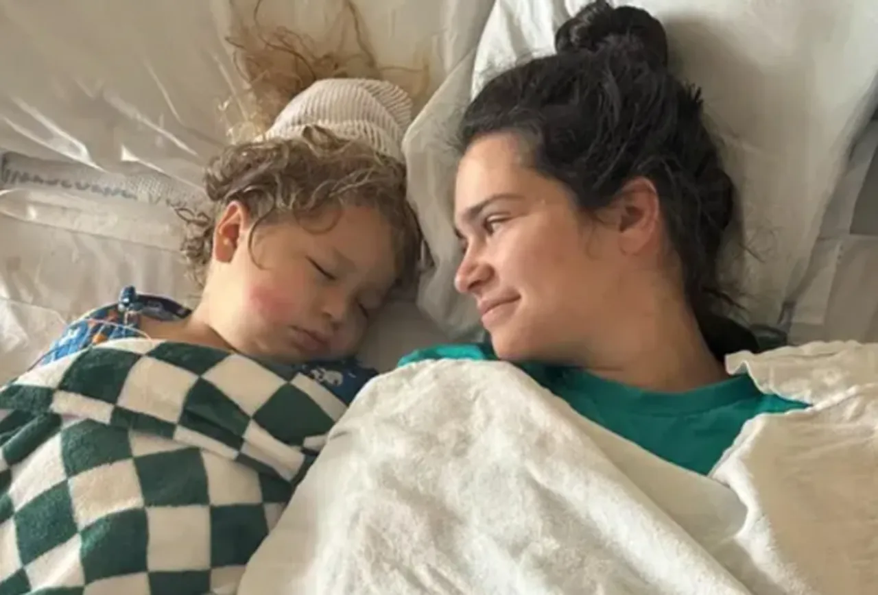 Anne-oğula bir saat arayla kanser teşhisi konuldu! Acılı babanın sözleri yürek burktu