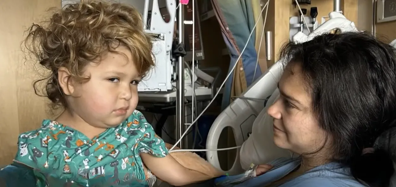 Anne-oğula bir saat arayla kanser teşhisi konuldu! Acılı babanın sözleri yürek burktu