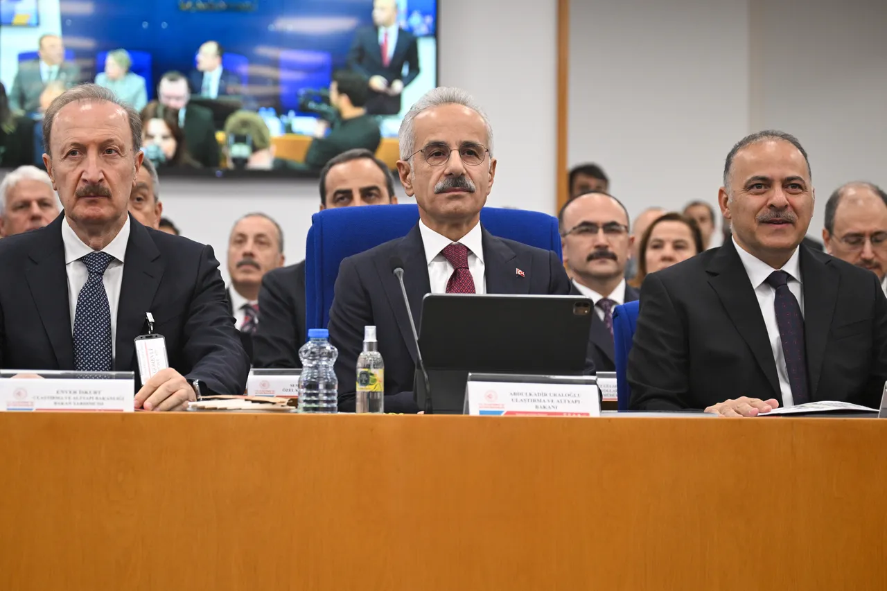Bir aile yok olmuştu... Uraloğlu "Gebze'de çöken binanın nedeni metro mu?" sorusuna cevap verdi