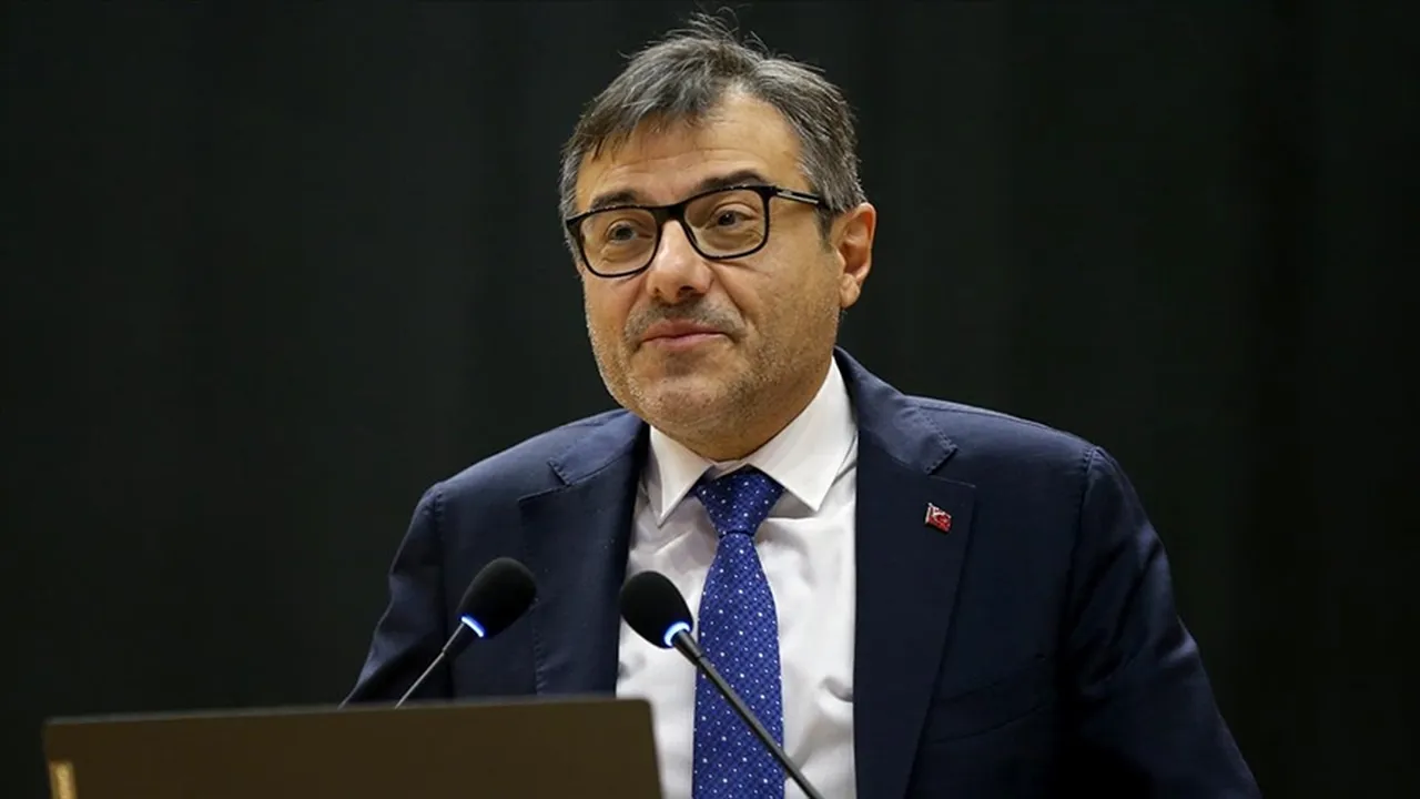 Cumhurbaşkanı Erdoğan'ın başdanışmanı Göksel Aşan görevden affını istedi