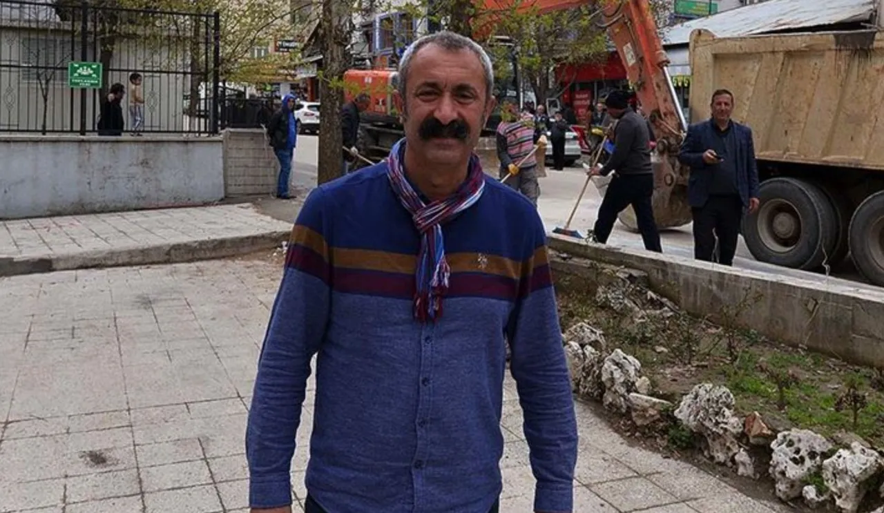 İçişleri'nden 'Komünist başkan'a suç duyurusu! 86 milyonluk zimmet çıkarıldı