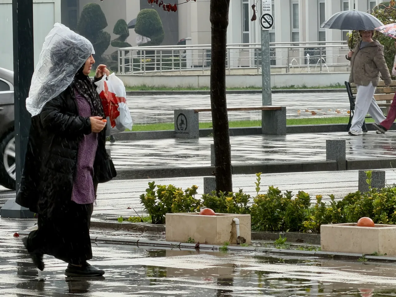 Meteoroloji haritayı paylaşıp uyardı! İstanbul dahil birçok il için yağmur kapıda