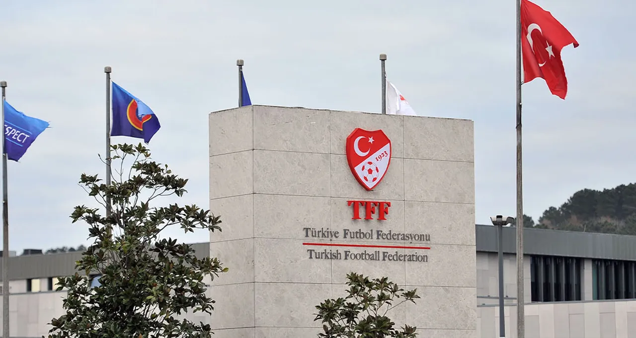 Türkiye Futbol Federasyonu, hakemlerin ardından bahis oynayan futbolcuları da açıklamıştı.