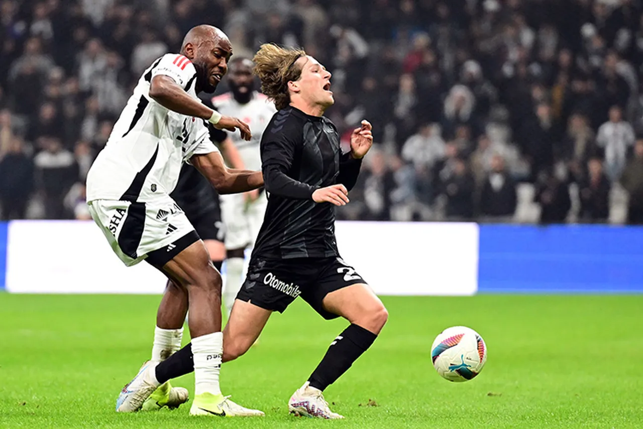 Beşiktaş, geçtiğimiz sezon Süper Lig'in 20'inci haftasında konuk ettiği Samsunspor ile 0-0 berabere kalmıştı.