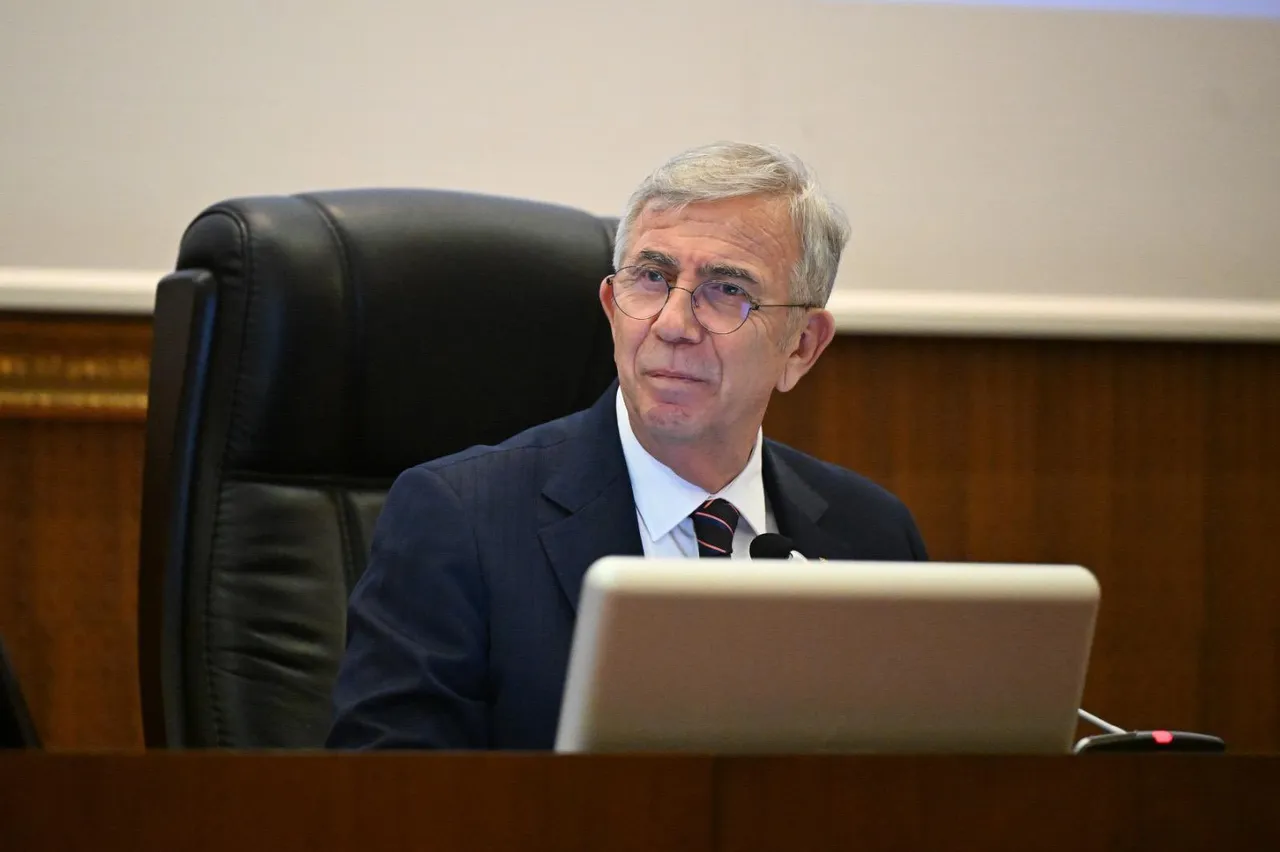 ABB Meclisi'nde gergin anlar! Mansur Yavaş sinirlendi: Bağırma lan!