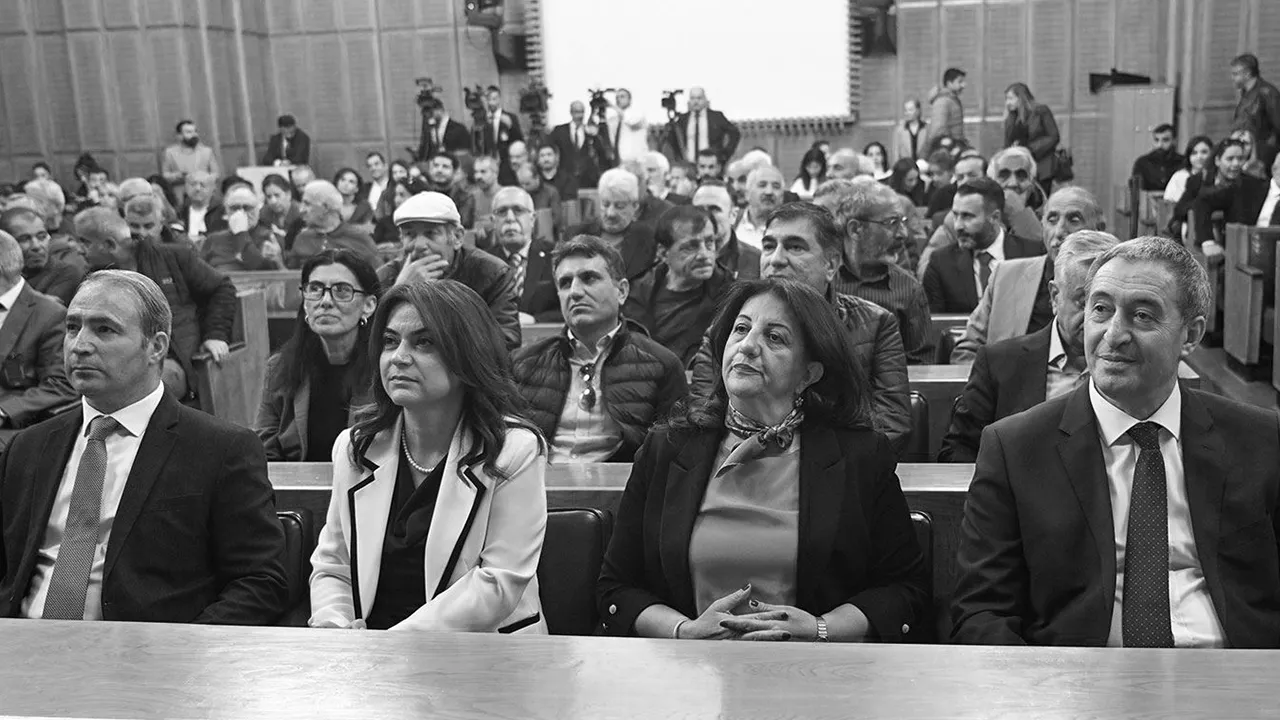 DEM Parti'den İmralı yorumu: Yeni dönemin kapısı aralanacak