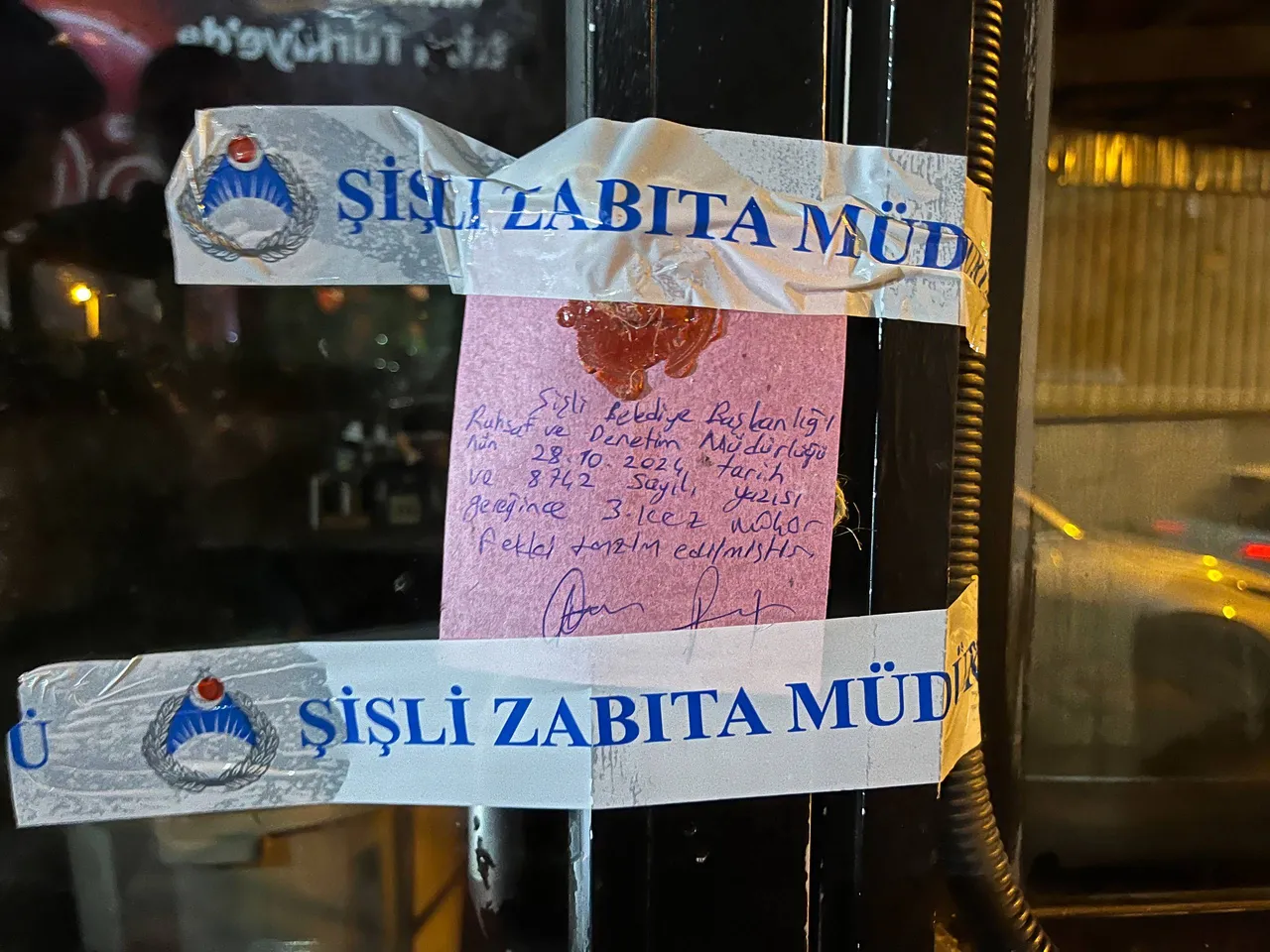 İstanbulda Şişlide 25 kişi hastanelik oldu! Zehirlenme şüphesi