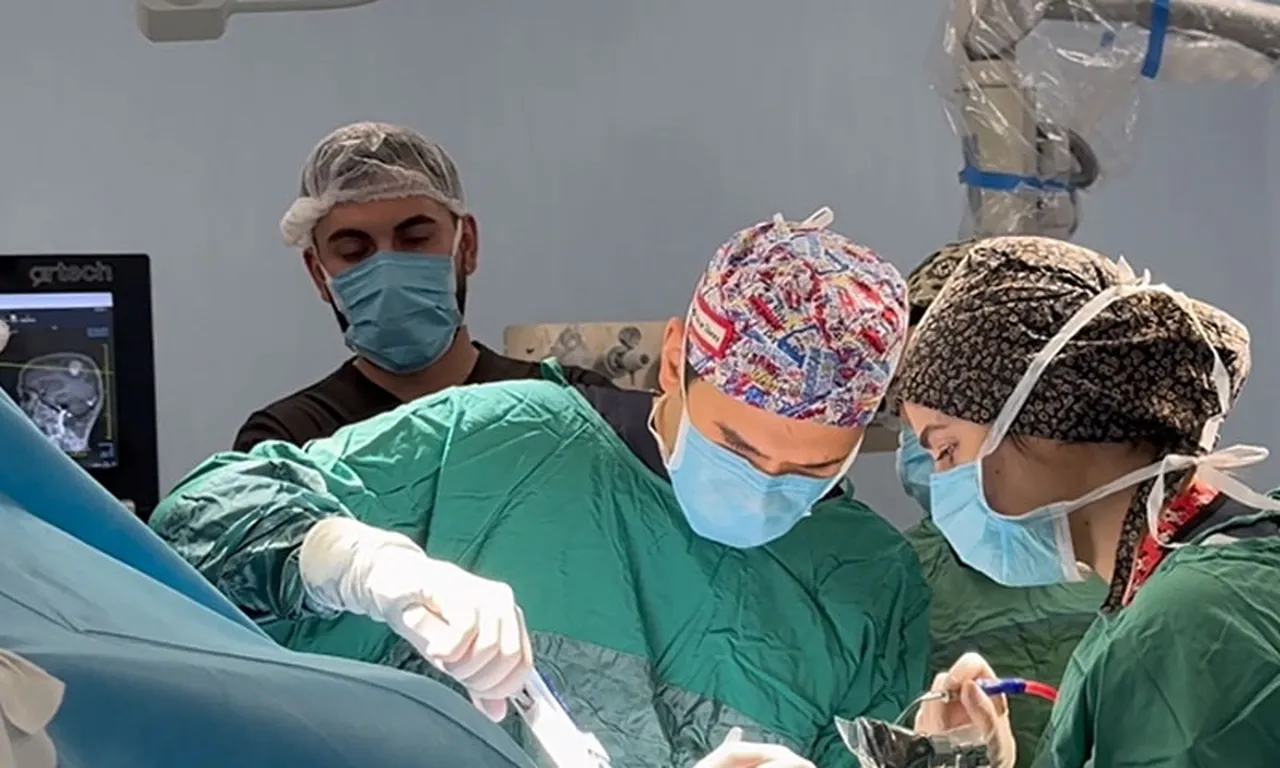 Kol ve bacağında uyuşmayla gitti, gerçek ortaya çıktı! 3,5 saatte kurtuldu