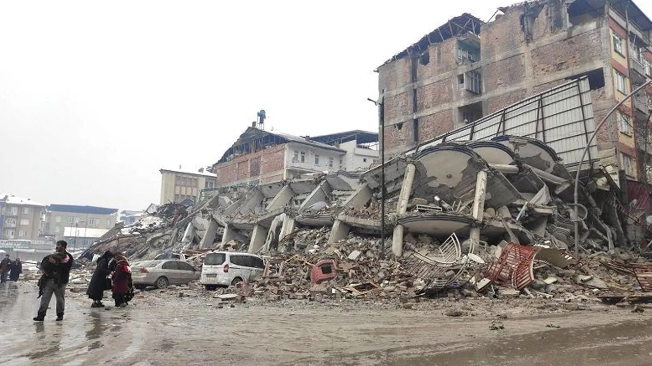 Malatya'da 26 kişiye mezar olan Balanlı Apartmanı davasında karar: 8 sanığa ceza yağdı