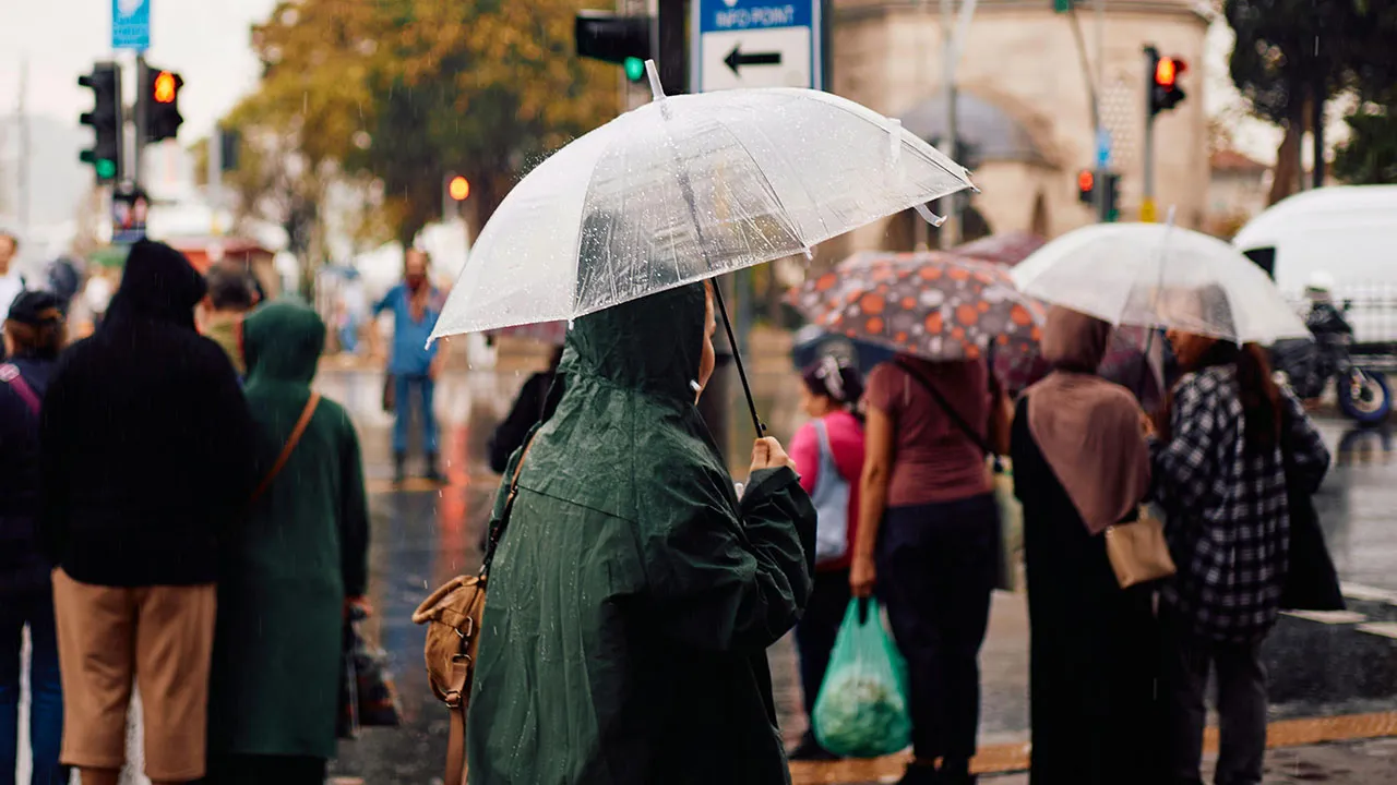 Mevsim geçişlerinde enfeksiyon tehlikesi! Hastalık riski artıyor